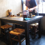 山元麺蔵 - テーブル席♪