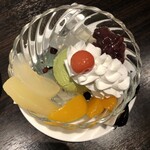 朝鮮飯店 - 懐かしい味のクリームあんみつ