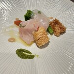 Kumazawa - 山口甘鯛　ウロコ焼き 菜の花、にんにくのソース