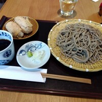 手打ち蕎麦 溜池 - せいろ大盛り、お稲荷さん2個