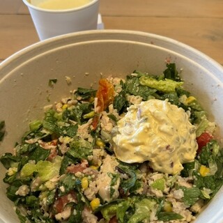 クリスプ・サラダワークス_1