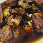 彩 中國料理 - 牛肉コロコロ炒め
