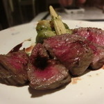 カフェ ドゥ シャンパーニュ - 和牛肉のロッシーニである。これはチョット合わなかったなぁ～