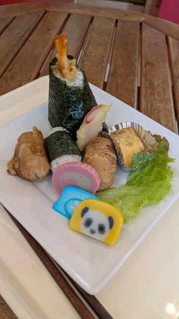 Shiinanogohan Rice Bowl Factory