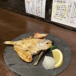 立ち呑み処　たなか屋 - 魚介珍味の干物　ノドグロなど