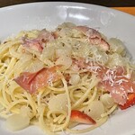 パスタ屋 チェヴィンチ - ランチ、イチゴとホワイトアスパラのオイルパスタ