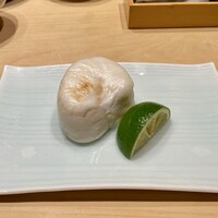 鮨 由う - 