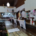 手打蕎麦のたぐと - 木の温もりを感じる清潔感のある店内です✨