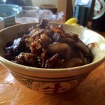 おかげ横丁 豚捨 - このただならぬ牛丼もマストチェック！