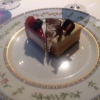 シェ・イノ - 