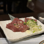 炭火焼肉 肉刺し にく式 - 特上牛レバー