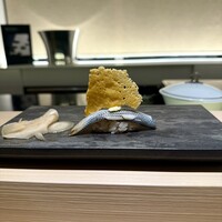 AWA SUSHI 泡鮨 - 握り こはだチーズ