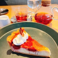 TOOTH TOOTH GARDEN RESTAURANT - 