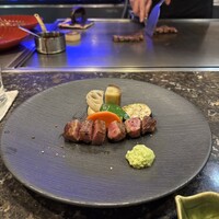 鉄板焼 花 - 