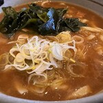 かんだうどん - 料理写真:カレーうどん、ワカメ入り