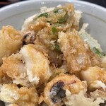 名物げそ天丼と自家製うどん お多福 - 