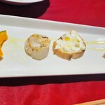 ガフーリオ - 前菜4種　南瓜のピクルス、ホタテ、ハムはワインが進みます