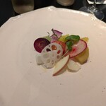 ラ・ボンヌターブル - 