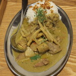 NIBOSHI MANIA - ポークグリーンカレー