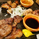 肉もつ屋 神坊 - 