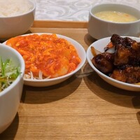 御膳房 六本木店 - スペシャルセット(海老のチリソース炒め＆豚肉の黒酢炒め)