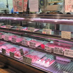 いし橋 - １階は肉屋さん～～ここも明治５年