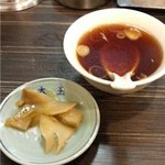元祖 中華つけ麺 大王 - ザーサイ＆スープ