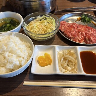 焼肉ホルモン そとま_1