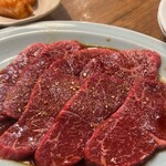 炭火焼肉ホルモンさわいし - 赤身、ランプ