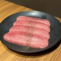 中目黒焼肉 登牛門 - 