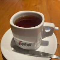 トラットリア ダイ パエサーニ - 紅茶　