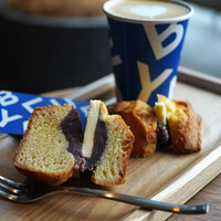 BLUE YARD - 