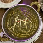 NEW DELHI 品川店 - ほうれん草とカレー