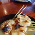 あぶり餅 本家 根元 かざりや - 