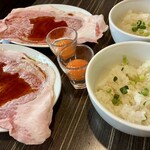 黒毛和牛専門 焼肉スタジアムJan - 和牛サーロインライス(和牛を焼く前)