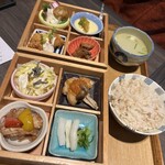 鉄板焼 鶏料理 かしわ - 