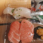 唐戸市場 活きいき馬関街 - 