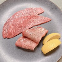 和牛とワイン 焼肉きゅうこん - 