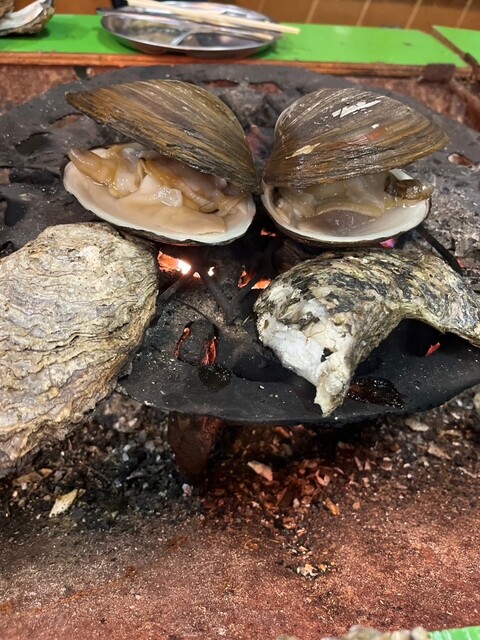 かき小屋 酒田港 &ndash; 新鮮海鮮料理と居心地の良い空間 | 酒田市