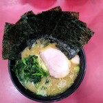 ラーメン 杉田家 - ラーメン並９００円