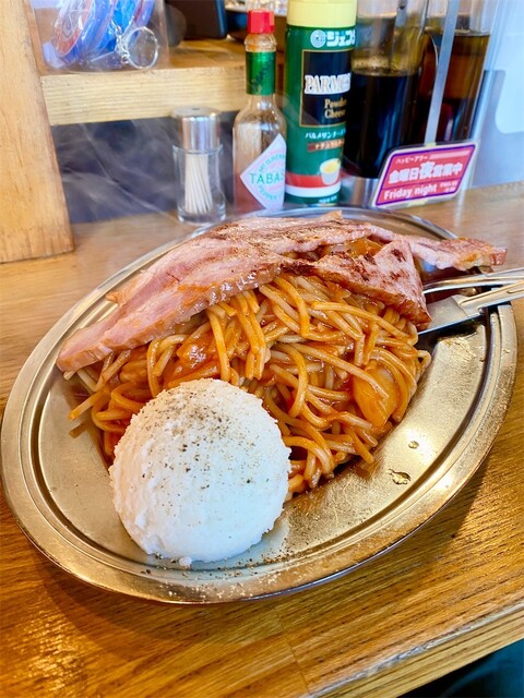 なぽりたん 横浜ナポリタン PUNCH 本牧ふ頭店 （パンチ） - 元町・中華街