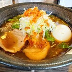 厚木本丸亭 - 【限定麺(オマール海老とサクラエビの塩らー麺)】(¥1350)+【味玉】(¥100)