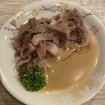 ここでしか食べられない「生センマイ」です。