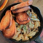 中央市場 - アヒージョ