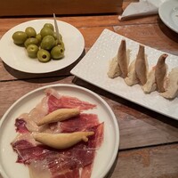 バル デ エスパーニャ ムイ 東京店 - 