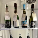 アカデミー・デュ・ヴァン テイスティングカーヴ - 