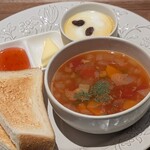 TEA ROOM Yuki Usagi - 