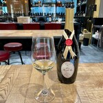 アカデミー・デュ・ヴァン テイスティングカーヴ - 