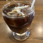 ルイージ - アイスコーヒー300円(食べ物頼んだ人は50円引きかな)