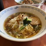 盛香倫 - 